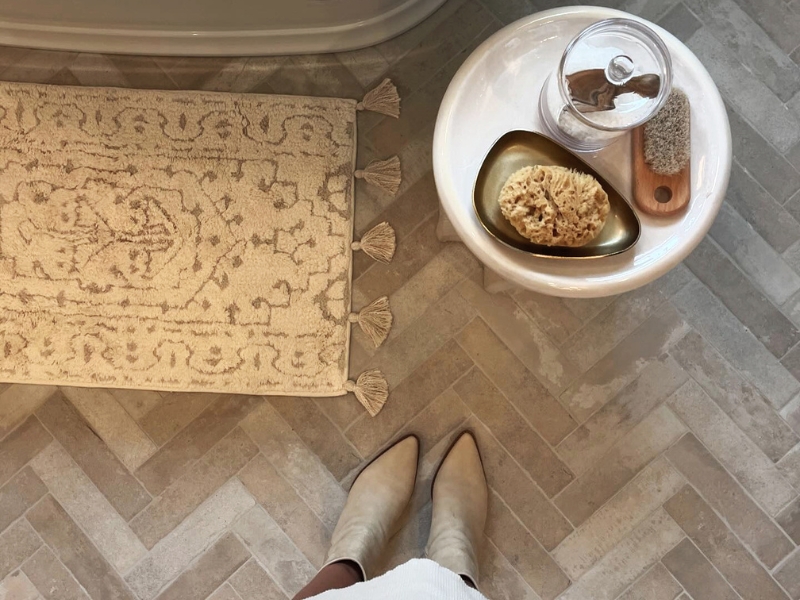 Revamp Your Bathroom with the Perfect Tile