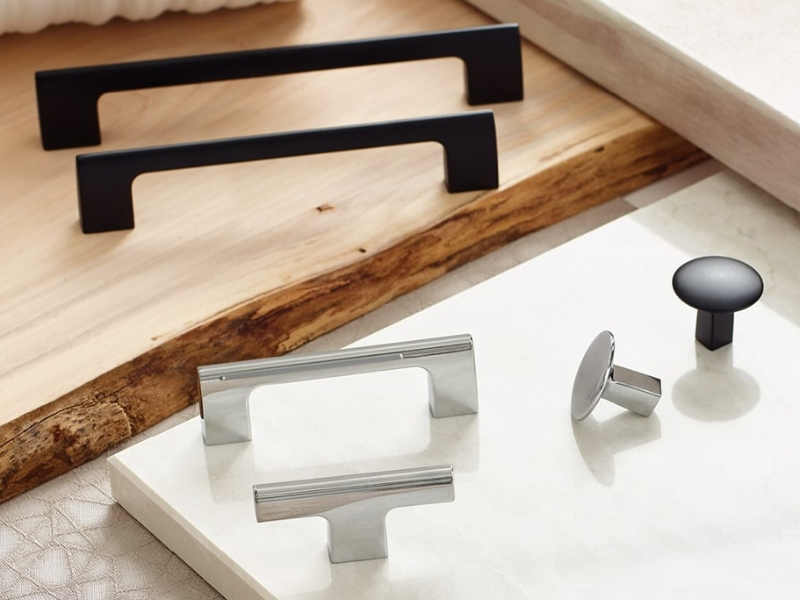 Refresh Your Kitchen with New Hardware A Simple, Stunning Transformation